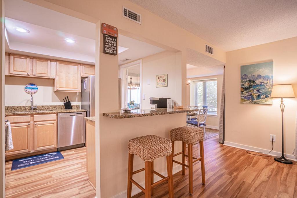 1686 Bluff Villas Renovated Sleeps 8 Walk To Salty Dog Sea Pines ฮิลตันเฮดไอส์แลนด์ ภายนอก รูปภาพ