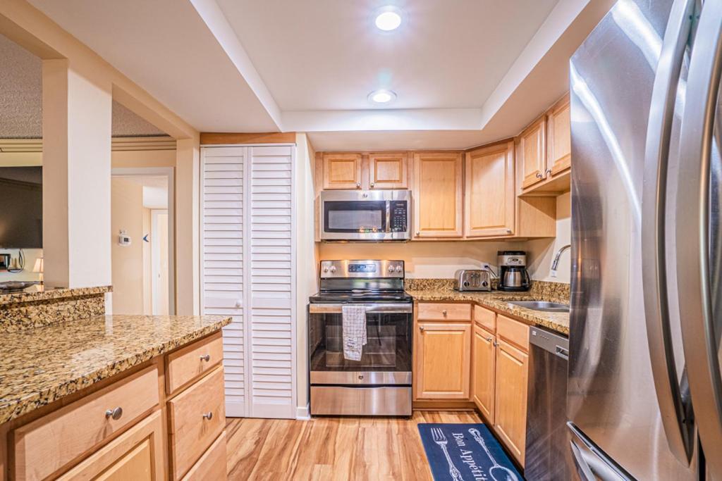 1686 Bluff Villas Renovated Sleeps 8 Walk To Salty Dog Sea Pines ฮิลตันเฮดไอส์แลนด์ ภายนอก รูปภาพ