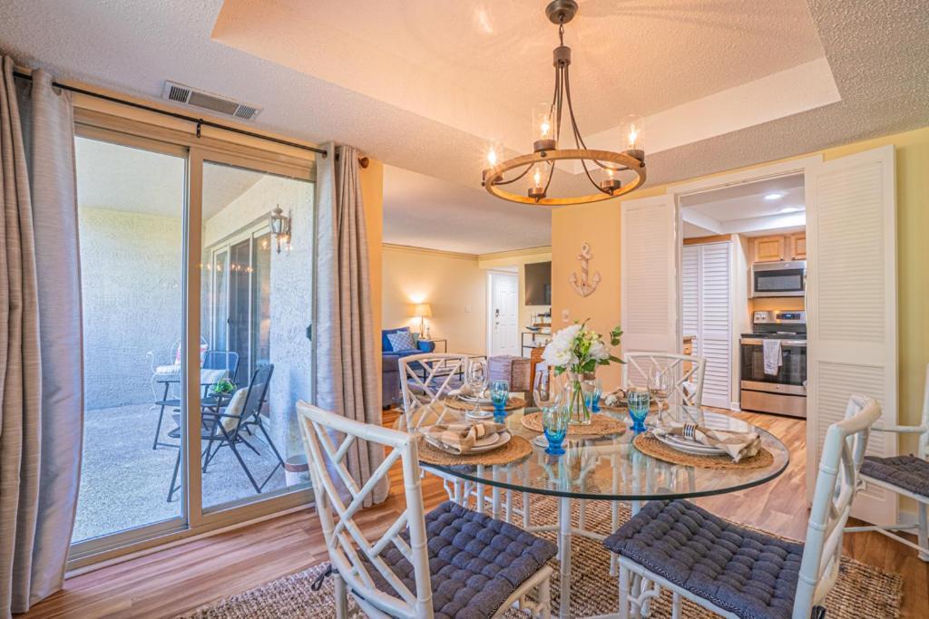 1686 Bluff Villas Renovated Sleeps 8 Walk To Salty Dog Sea Pines ฮิลตันเฮดไอส์แลนด์ ภายนอก รูปภาพ